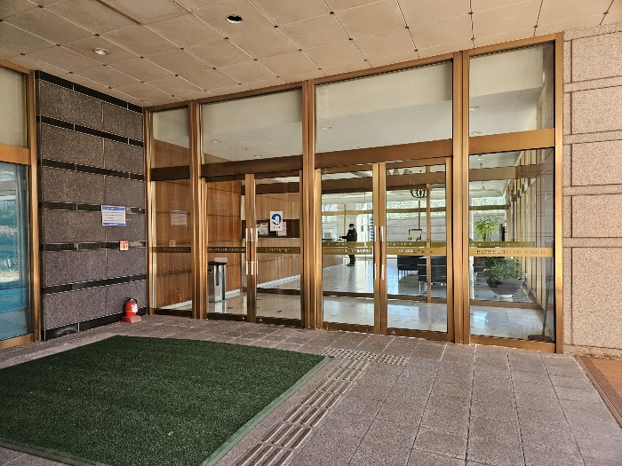 본건물 내 공동출입구전경