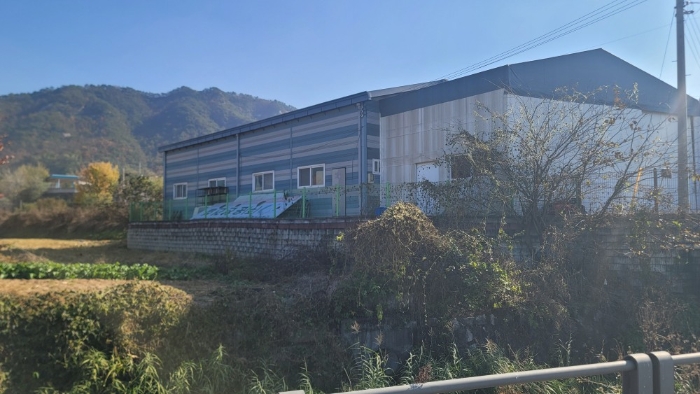 본건 기호(2) 및 제시외 (ㄴ)