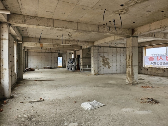 일련번호(2) 3층 내부 전경