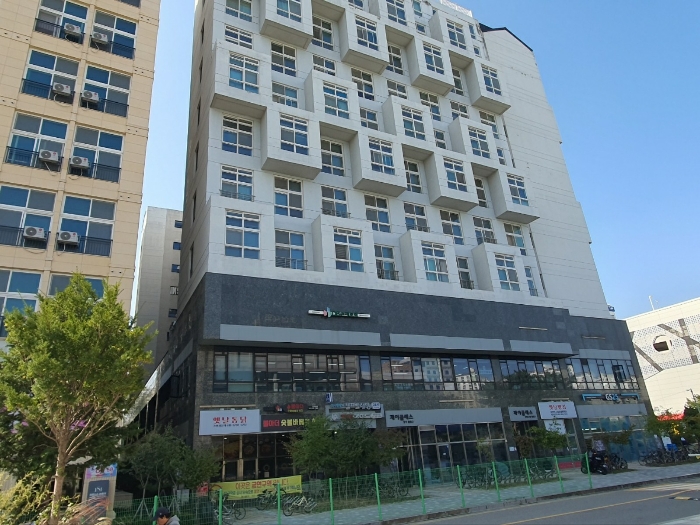 본건 건물 전경