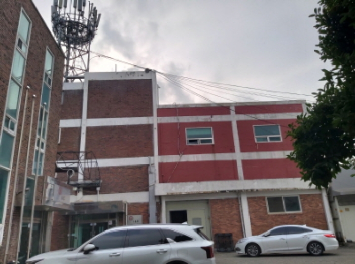 * 본건 목적물 주건물 전경