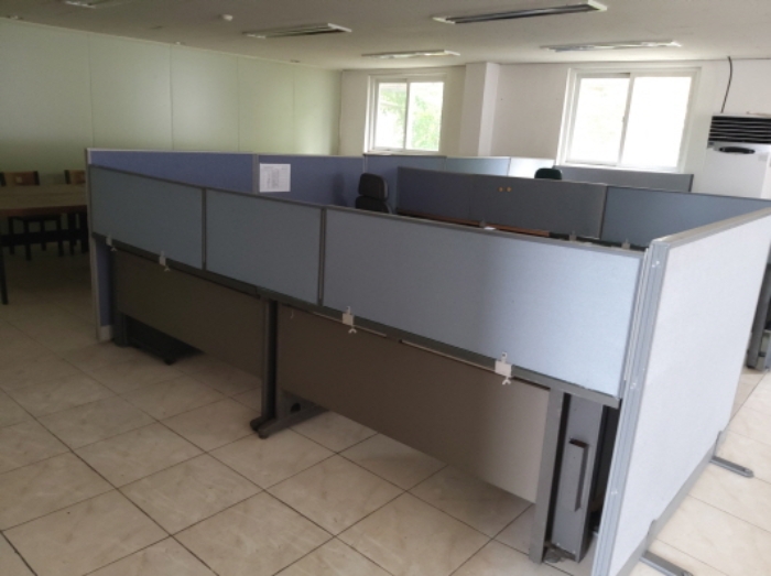 * 본건 목적물 부속건물 2층 내부 전경