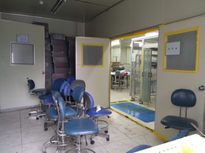 * 본건 목적물 주건물 1층 내부 전경