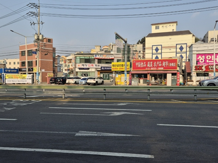 주위(남동측에서 북서측 방향)