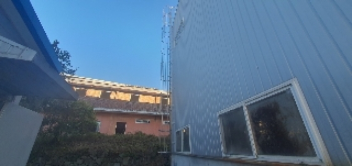 본건 제시건물(가)~(다) 지붕위 태양광시설 출입 사다리