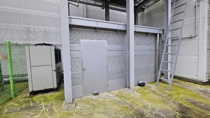 제시 외 건물㉢