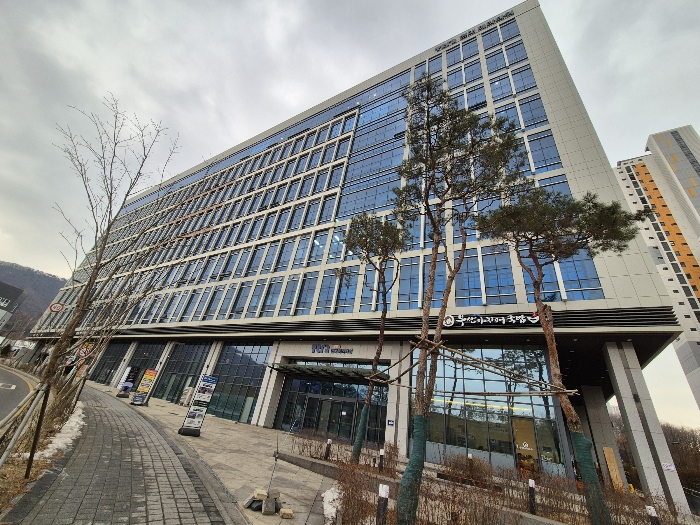 본건 건물 외관 전경