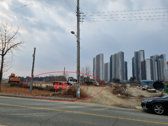 < 본건 주변상황 >‘><br /><img src=