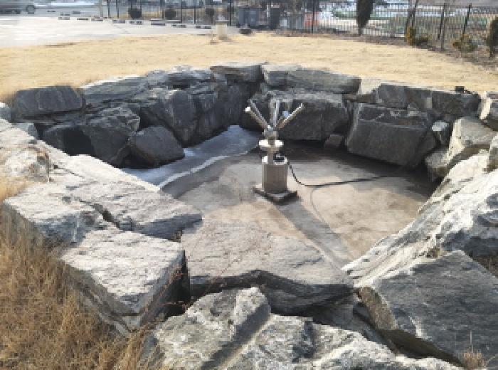 * 본건 목적물 3. 지상 연못 전경