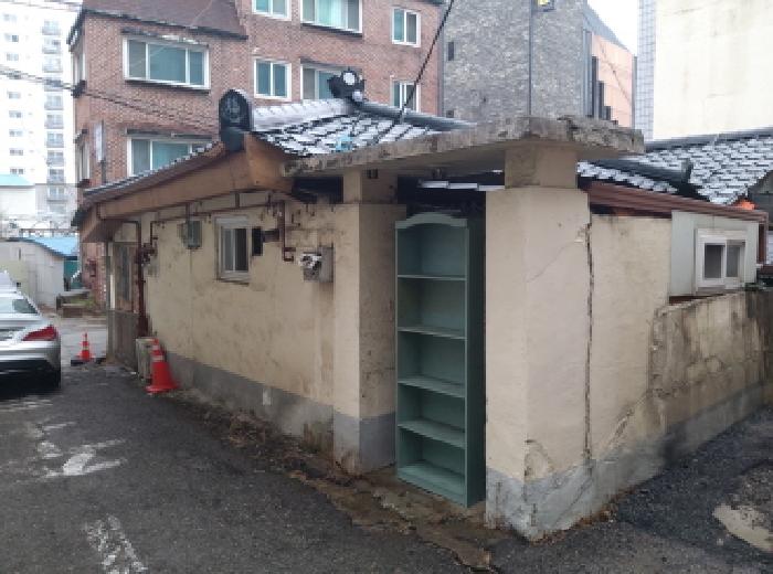 * 본건 목적물 2. 지상 제시외건물 전경