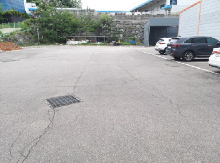 * 본건 목적물 1. 지상 주차장 전경