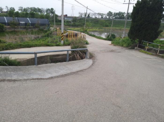 * 본건 목적물 진입도로