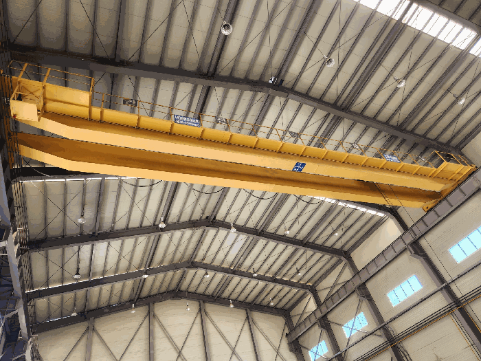 본건 기계기구(10)