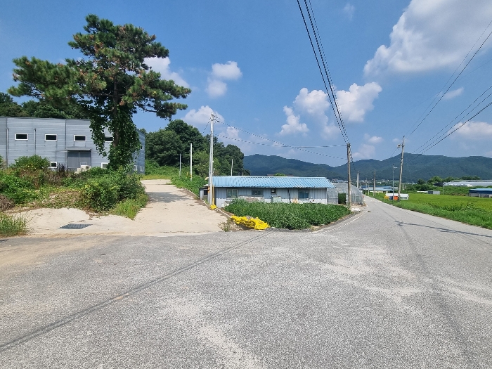 진출입로 전경 및 주변 도로 전경