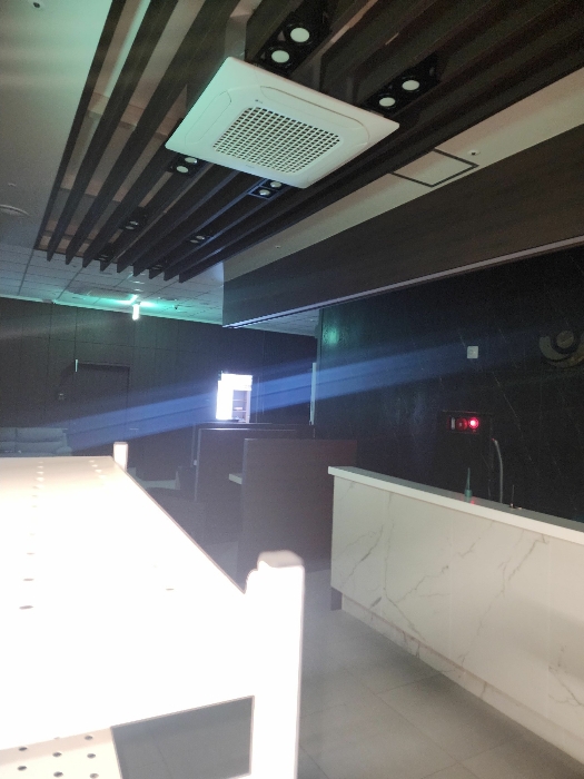 내부(E/V에서 찰영)