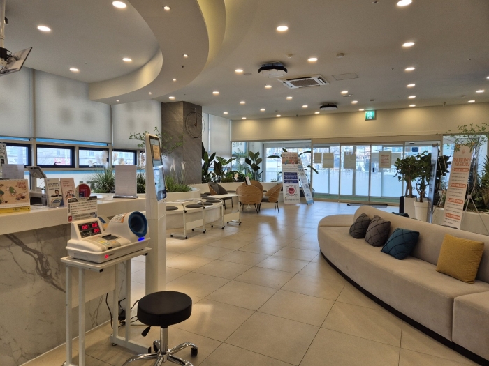 본건 내부 전경