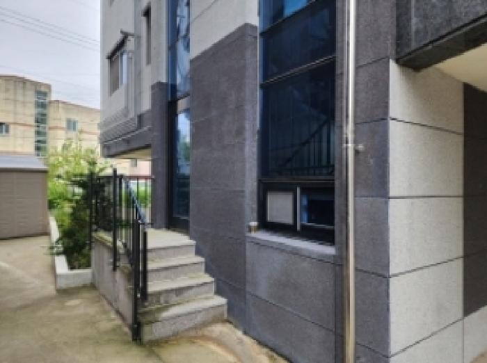 본건 1,2 전경-출입구