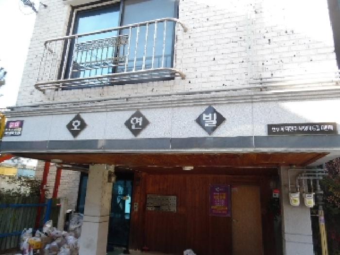 목록3. 다가구주택 공동 출입문 전경(1)