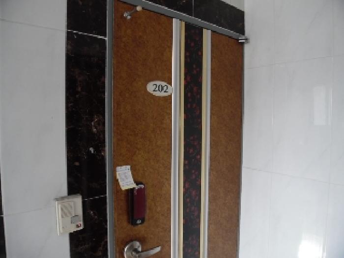 목록3. 2층 202호 출입문 전경