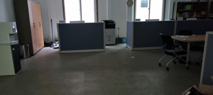 장수 장계 송천 937 경매물건1,2번(현,공장용지) 및 경매물건4번 중 2층 공장 내부 사무실 사진