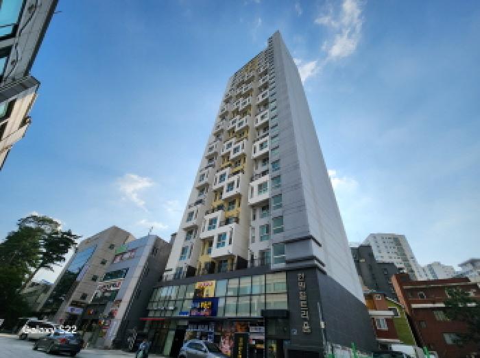 이건 부동산 외관 전경