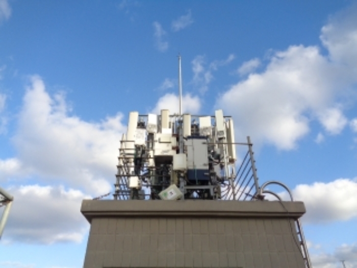 - 소재지 2(대동길 2) 제시 건물 옥상 통신사 기지국 시설물