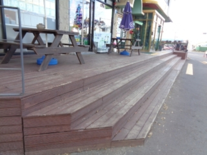 - 소재지 1(이호이동 114-3) 위 지상 데크시설