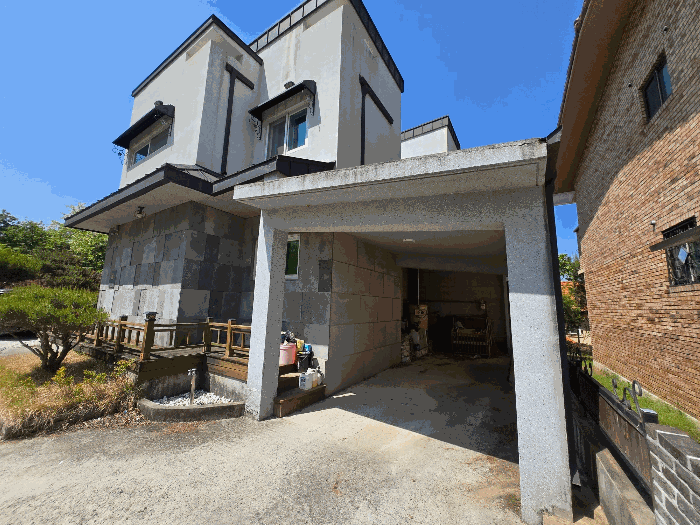 본건 기호 2), 제시외건물 ㉠