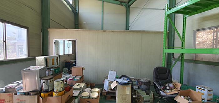 제시 건물 (나)단층창고내 제시외 (ㄱ)창고