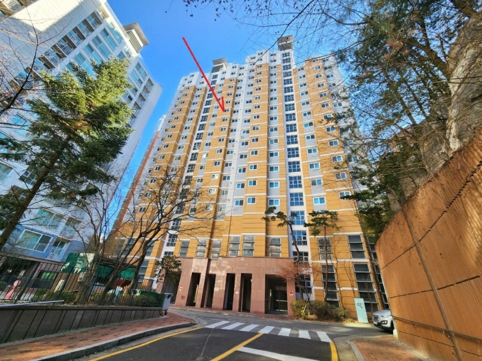 북서측에서 촬영