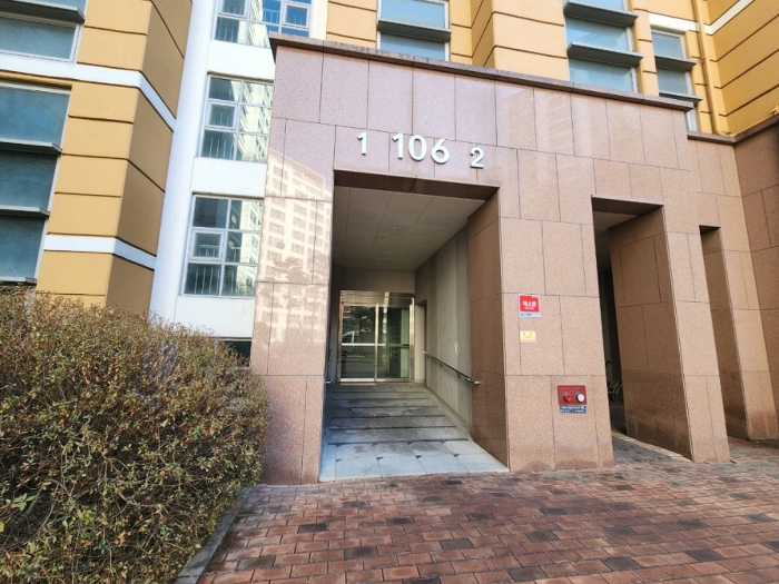 로비층 공동 현관