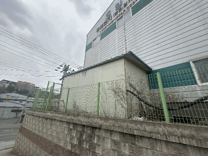 제시외건물 ㄱ)