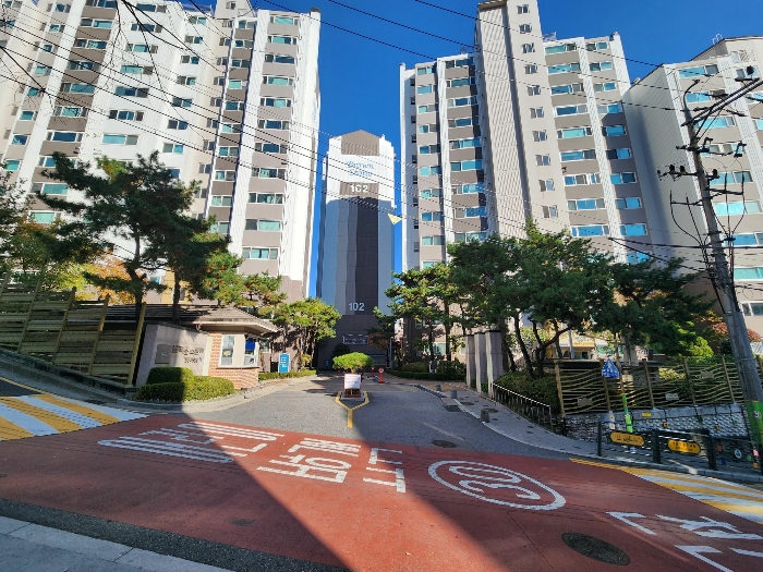 본건 단지 전경 및 주출입구