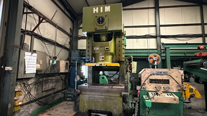 기계기구 ⑤ 전경