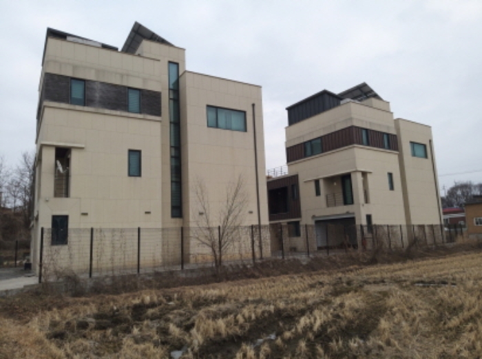 * 본건 목적물 1.- 4. 전경