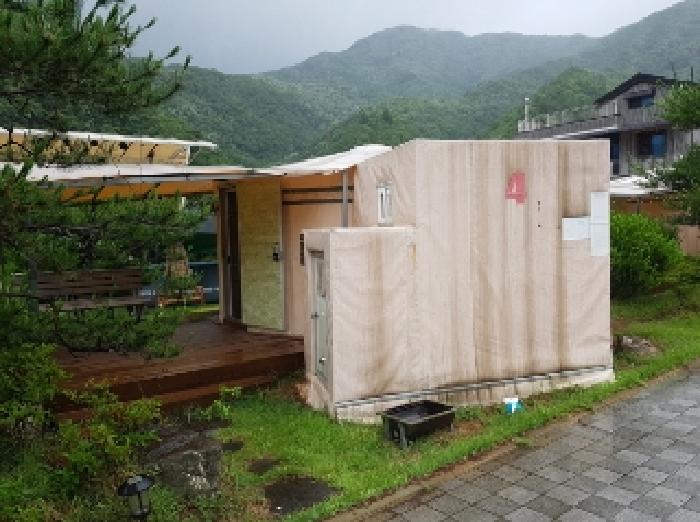 제시부동산 목록7번
부속건물1-14번
단층화장실4