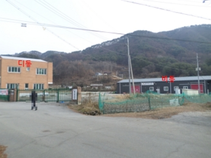 이 사건 토지 및 건물 일대