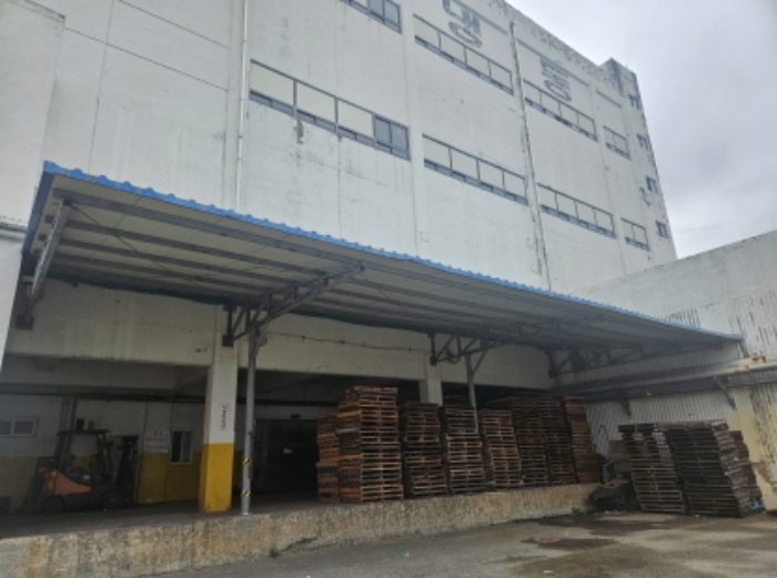 물건2. 제시외(가추) 소재함.