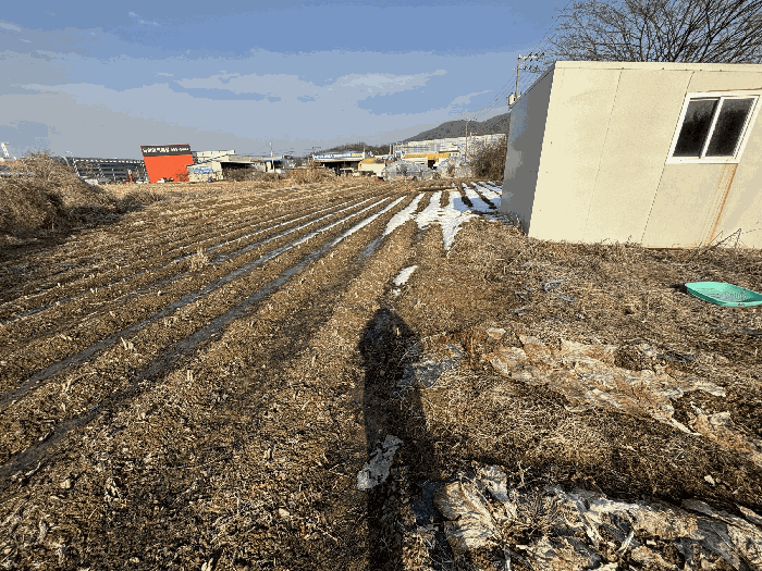 [본건 내부 전경]