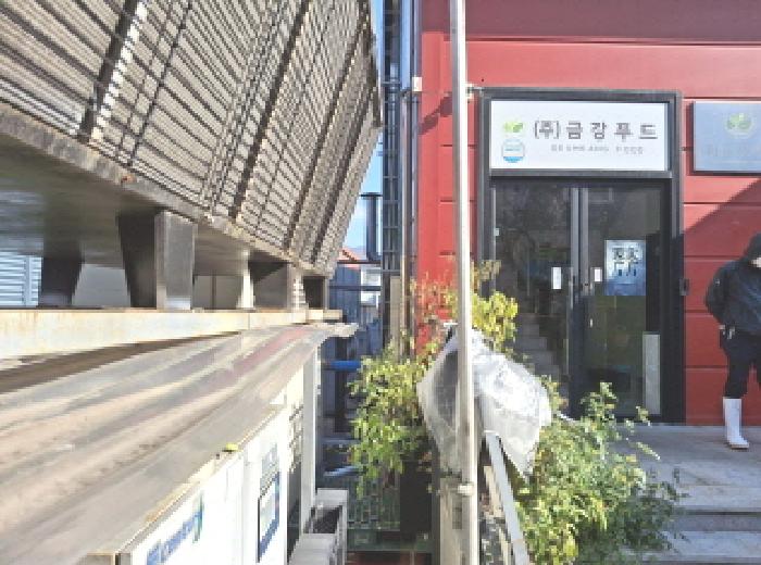 2층 출입구 모습