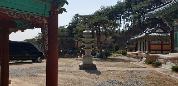5번 부동산 지상 제시외 석탑 모습