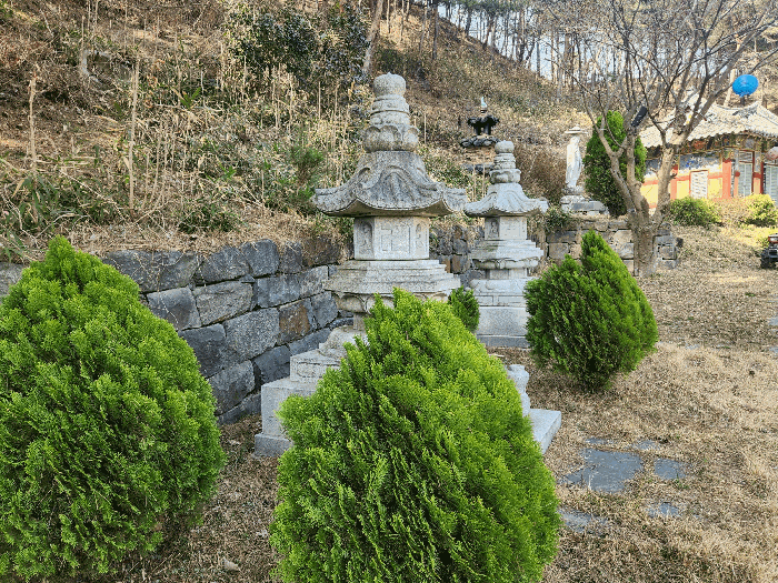 본건 토지 기호(3) 지상 타인소유 석탑