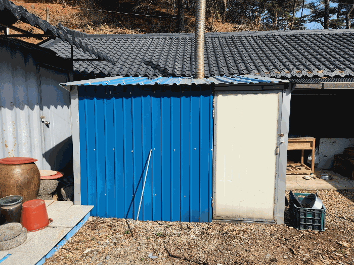 본건 토지 기호(3) 지상 타인소유 제시외 건물