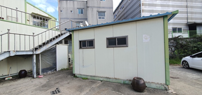 기호 2 제시 건물-단층 공장(화장실)