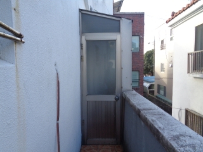 - 제시외 건물 ㄹ