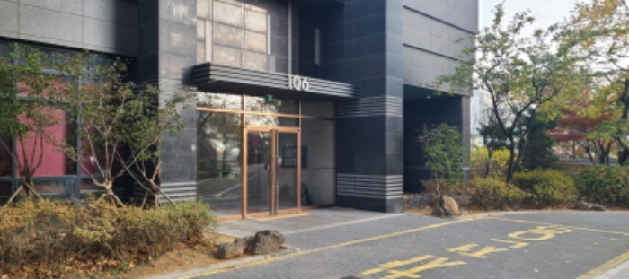 공동 출입구 전경