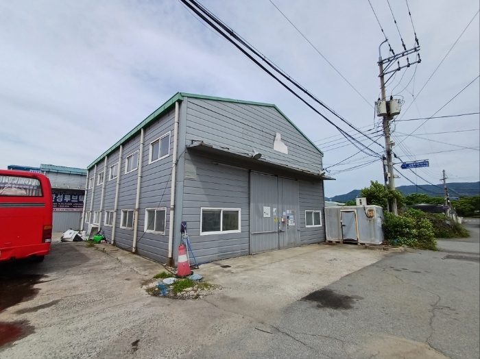 8. (15)토지 및 (5)건물