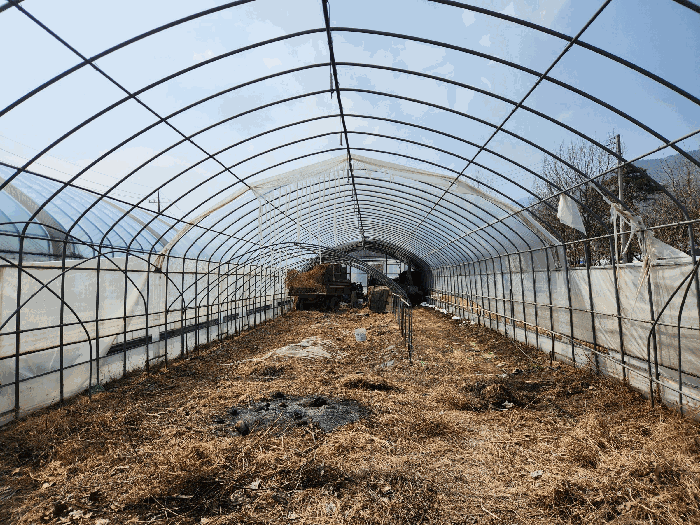 제시외건물㉢ 내