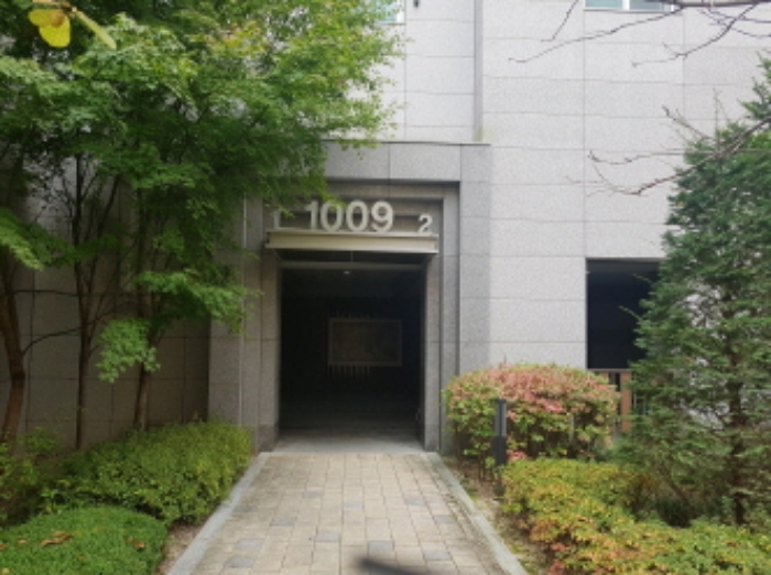 공동출입구 부분