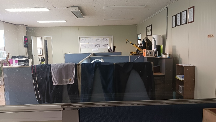  제시외 ㉡ 내부1층2